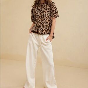AERIE Oversized Crew Boyfriend T-Shirt Leopard Pattern Short Sleeve Tee XXS